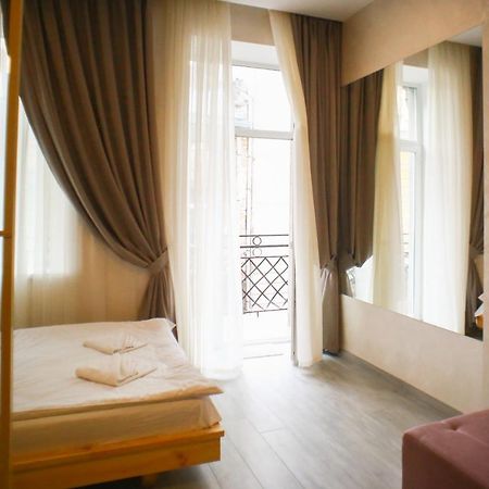 Leogrand Apartment On Drohobycha 4 Lviv Eksteriør billede