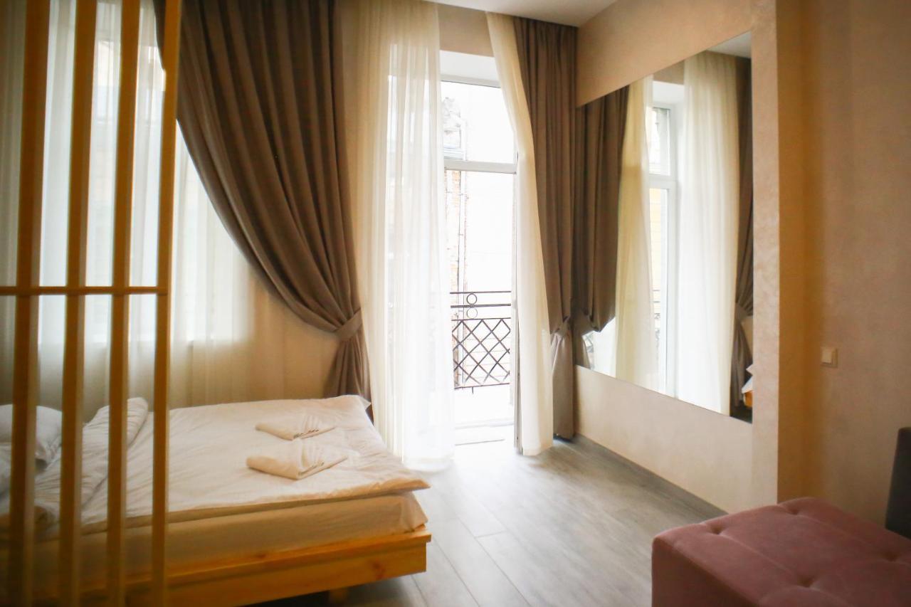 Leogrand Apartment On Drohobycha 4 Lviv Eksteriør billede