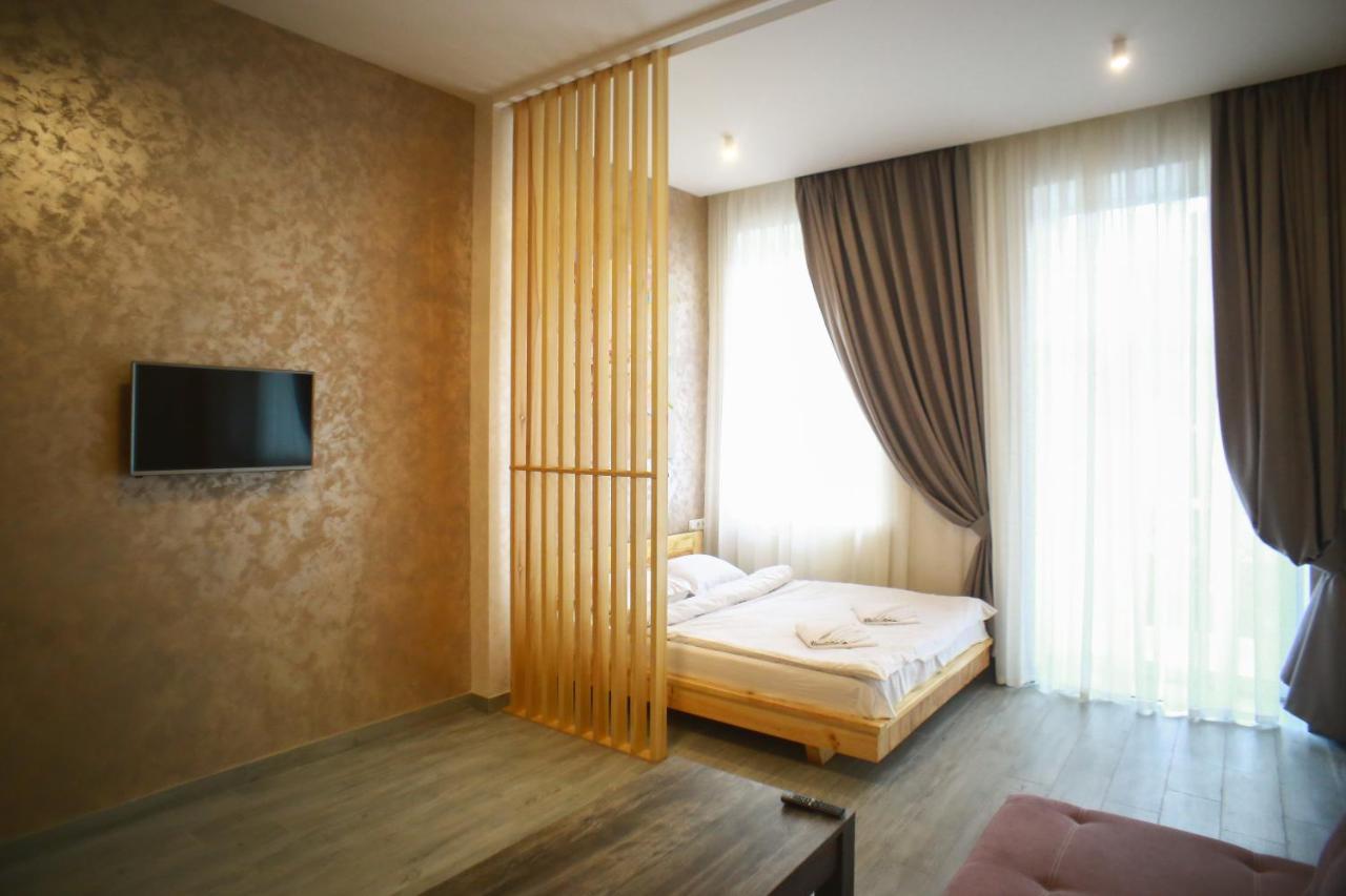 Leogrand Apartment On Drohobycha 4 Lviv Eksteriør billede